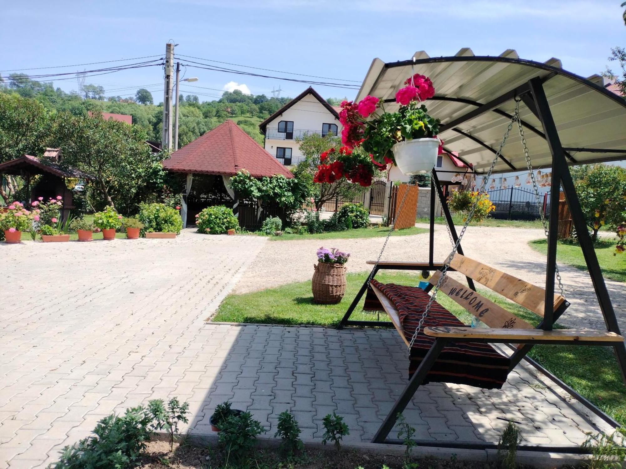 Hotel Casa Cornelia Bran  Zewnętrze zdjęcie